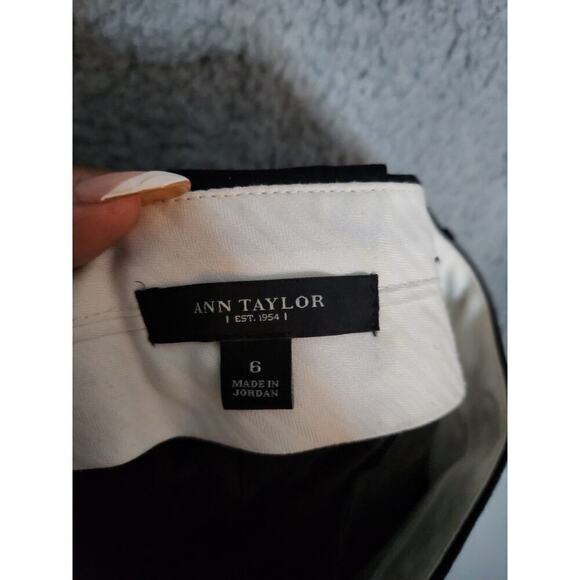 Ann Taylor Black Dress Pants with Front and Back Pockets 6 - Picture 4 of 4